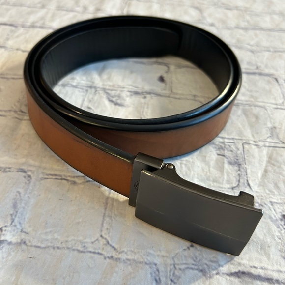 DOCKERS MADE IN CAMBODIA BROWN/BLACK GUNMETAL SLIDE BUCKLE MENS BELT XL (42-44) - Picture 1 of 10